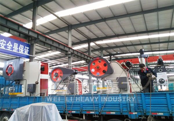 沖床發(fā)貨圖片