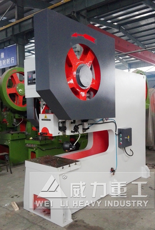 深喉壓力機圖片