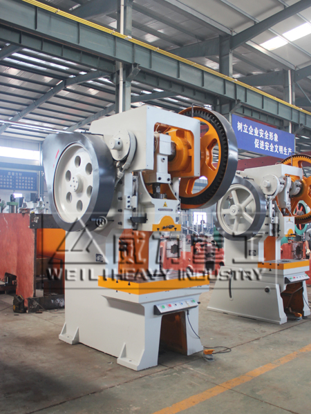 125噸壓力機(jī)