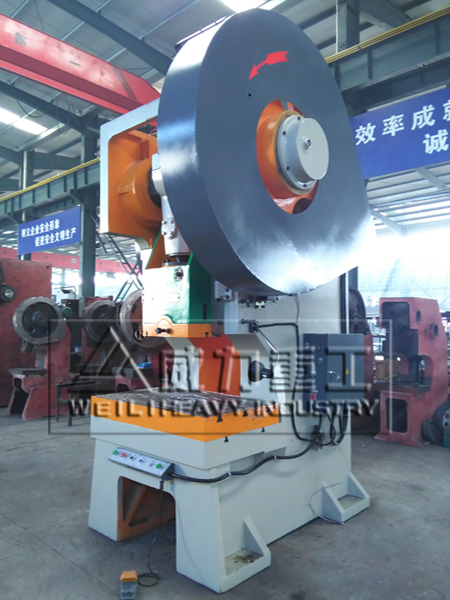 250噸開式?jīng)_床