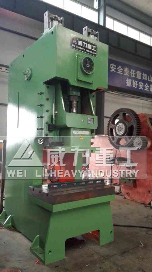 125噸氣動沖床裝配圖