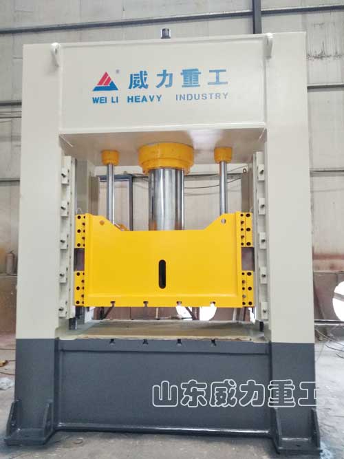 閉式液壓沖床圖片