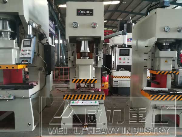 YWH21-125T液壓沖床圖片