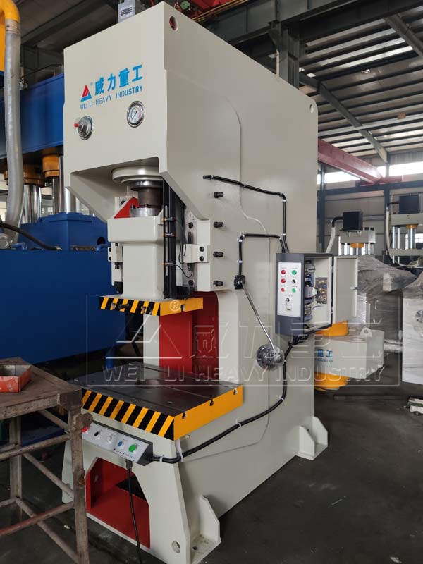 普通液壓沖床圖片