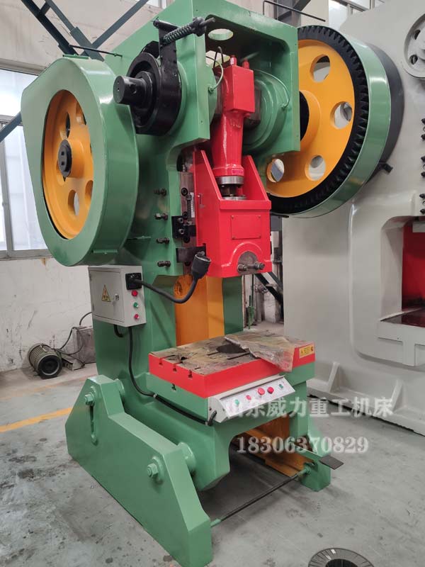 J23-80T開式可傾沖床圖片